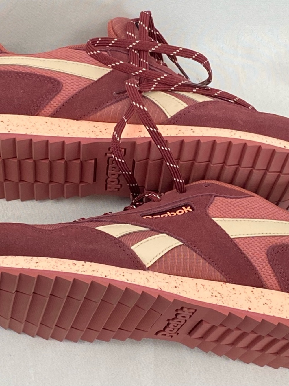 Reebok Classic Suede Leather & Fabric Lace-up Rose Buff  Harmon TL Sneakers NWOT - Picture 7 of 10